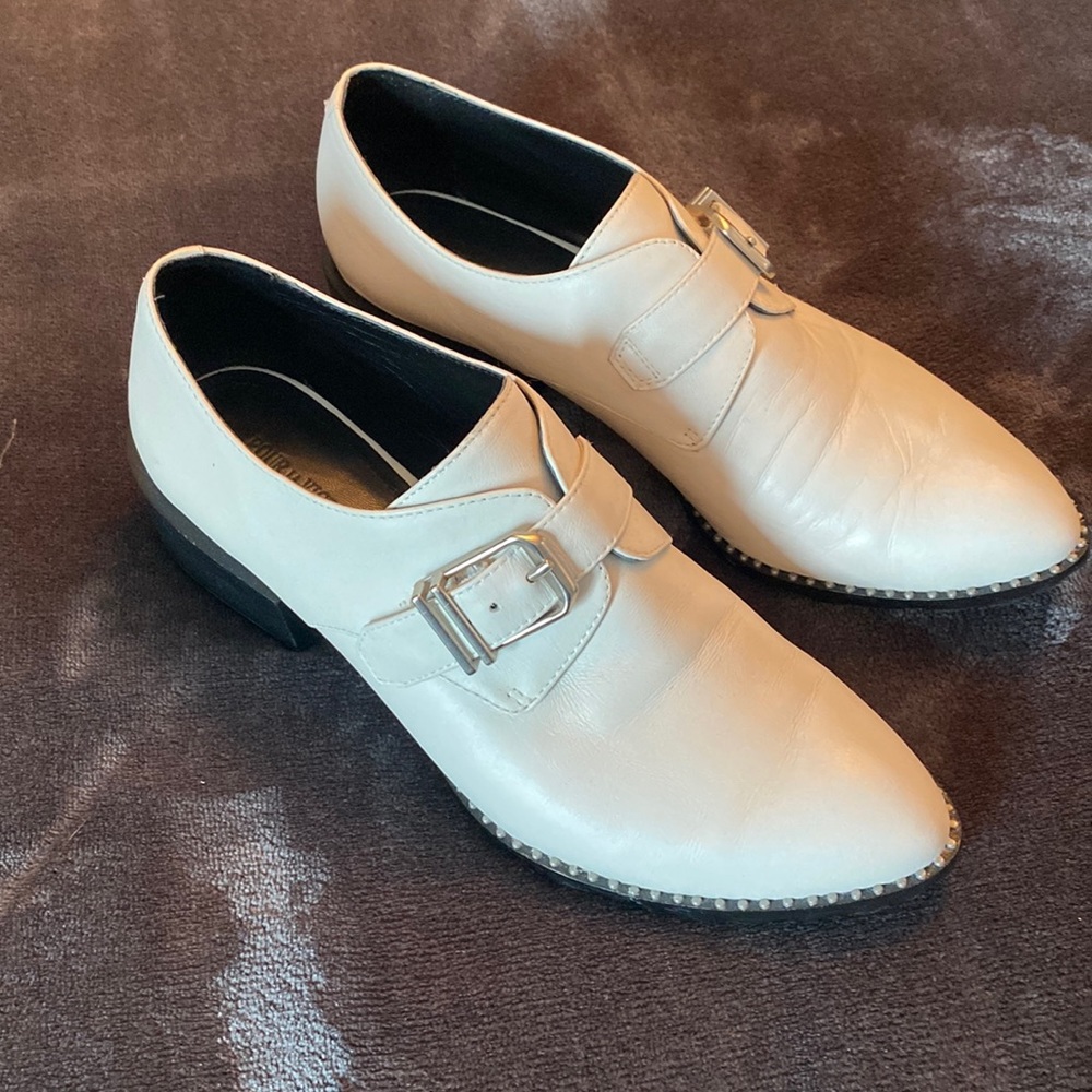 Pour la Victoire white brogues